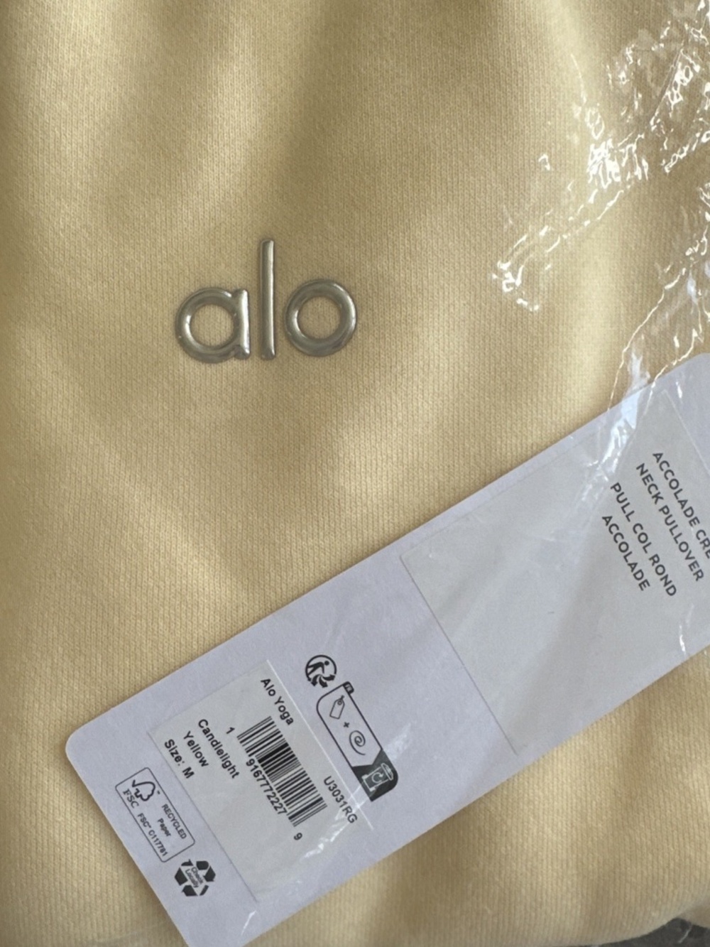 Alo Yoga Accolade Crew Neck Pullover Candlelight Yellow Size Medium - Picture 3 of 3